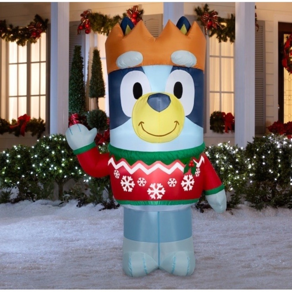 Bluey Xmas Sweater 8' Lighted Christmas Inflatable - Indoor/Outdoor **NEW**